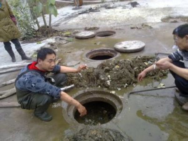 建邺区马桶疏通费用（郑州专业马桶疏通）