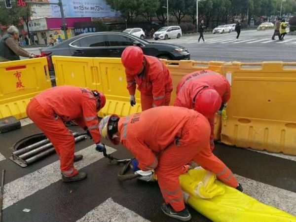 荥阳管道疏通价格（郑州管道疏通多少钱一米）